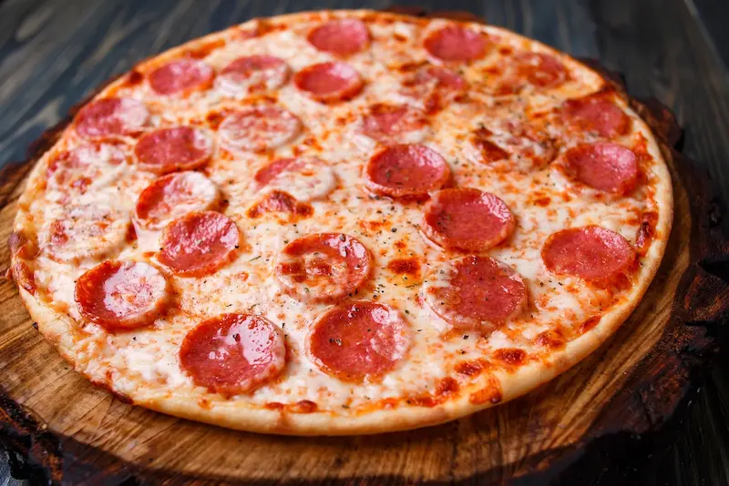GUSTOSA PIZZA